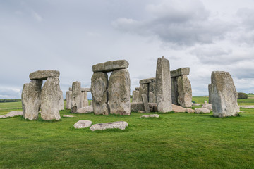 Naklejka premium Stonehenge on a cloudy and windy day