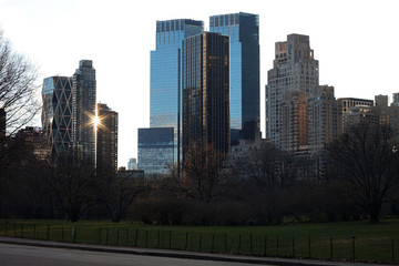 Fototapeta na wymiar New York City's skyline in spring