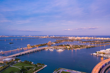 Fototapeta premium Aerial view of Miami Beach twilight