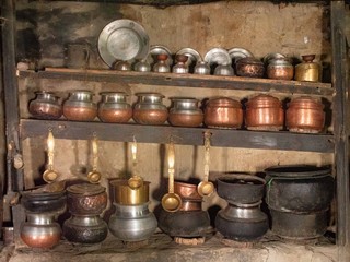 Traditional Kitchen Shelves