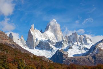 Fototapeta na wymiar The Mount Fitzroy seen from the Laguna Capri, National Park de los Glaciares, Argentina
