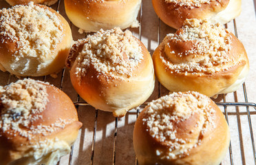 finished buns in the kitchen in the house3