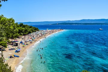 Zelfklevend behang Gouden Hoorn strand, Brac, Kroatië Zlatni Rat beach (Golden Horn), Bol city, Brac island, Croatia.