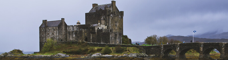 Fototapeta na wymiar Burg Eilean Donan Schottland
