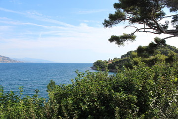 Obraz premium Mediterraner Urlaub - Ozean, Küste, blauer Himmel