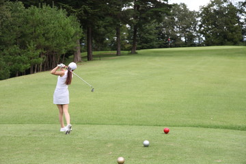 女性ゴルファー
