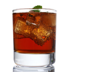Cocktail whiskey cola with ice