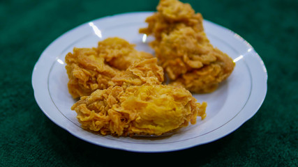 This is a very delicious food called chicken