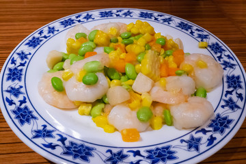 エビとホタテの塩味炒め