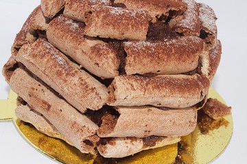 Concorde cake. A sweet, crispy, creamy, luscious chocolate meringue-and.mousse cake