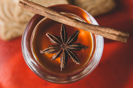 speculoos Christmas cookies with star anise and cinnamon, film effect and tinting, soft focus and bokeh - Powered by Adobe