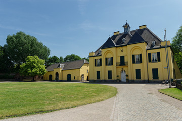 Fototapeta na wymiar Jagdschlösschen, Burg Linn, Krefeld
