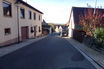 Ortsdurchfahrt von Castell