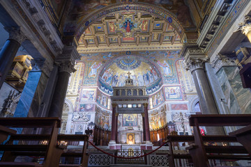 Fototapeta na wymiar Interior of the church Santa Maria in Trastevere in the historic center of Rome, Italy