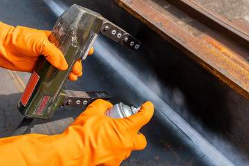Step to Non-Destructive Testing(NDT) of welding with process Magnetic Particle Testing(MT).