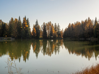 2019_10_trekking in Tret lake, cosy lake in Trentino Alto Adige, colored of autumn season