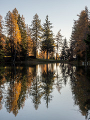 2019_10_trekking in Tret lake, cosy lake in Trentino Alto Adige, colored of autumn season