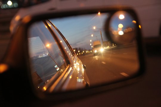 Are you using your rear-view mirror's night mode properly?