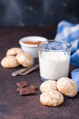 Gingerbreads, milk and chocolate