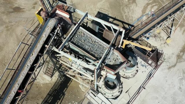 Crushing materials processing plant sand and stone cone crushers