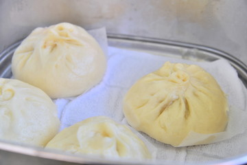 肉まん