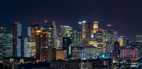 Wide panorama image of Singapore Cityscape at night - obrazy, fototapety, plakaty