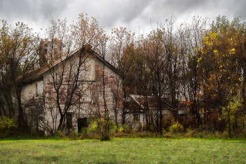 Fototapeta premium Old, abandoned barn