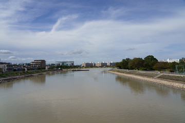 Obraz premium Tama River after the typhoon in Tokyo