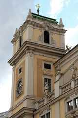 Fototapeta na wymiar baroque church (Schottenkirche ) in vienna (austria)