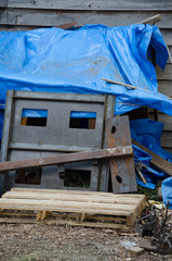 廃棄された雑品