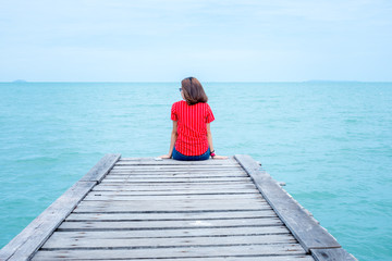 fresh air, happy girl, life, health care, healthy, bench, destinations, relaxation, paradise, tourism, rest, tropical, luxury, spring, holidays, female, cheerful, feeling, outside, beach, nature, free