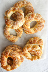 Lush yeast bagels with sesame seeds