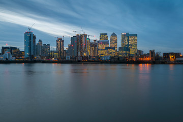 Fototapeta na wymiar Canary Wharf skyline in London at dusk