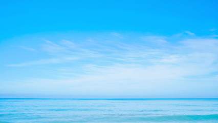 Obraz premium Background sky and sea ,Bright and enjoy your eye with the sky refreshing in Phuket Thailand.
