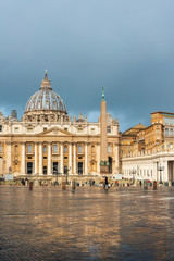 Fototapeta na wymiar VATICAN CITY,VATICAN - January 18, 2018: Tourists on foot Saint Peter's Square in Vatican, the smallest internationally recognized independent state in the world.