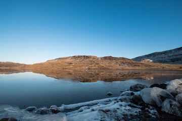 Söðufell am See Geitabergsvatn nahe Borgarnes. / Söðufell ag lake Geitabergsvatn near Borgarnes.