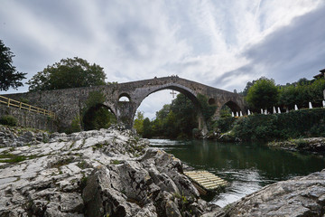 Fototapeta na wymiar oldest Roman bridges in Spain Cangas de Onis