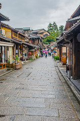 京都の雨の日の二寧坂