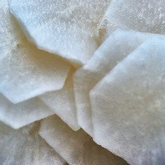 Intentionally dull slices of white radish