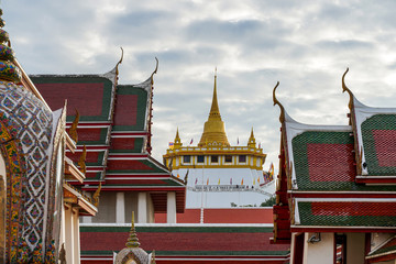 Twilight Golden Mountain Temple, The most famous travel destination in Bangkok Thailand