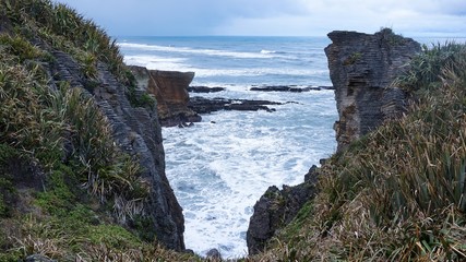 Fototapeta na wymiar Punakaiki Pancake Rocks Blowholes, West Coast, New Zealand