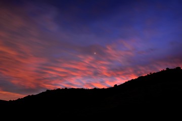Purple twilight in Mexico Hills