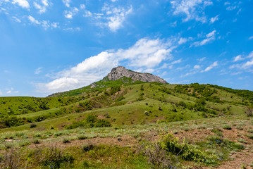 Fototapeta na wymiar Russia. Crimean mountains...