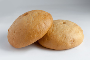 bakery products/black bread/white bread/bagel/bun with poppy seeds/stuffed pie/loaf/sesame seed bun/pita