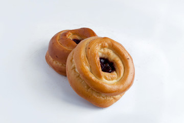 bakery products/black bread/white bread/bagel/bun with poppy seeds/stuffed pie/loaf/sesame seed bun/pita