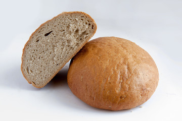 bakery products/black bread/white bread/bagel/bun with poppy seeds/stuffed pie/loaf/sesame seed bun/pita
