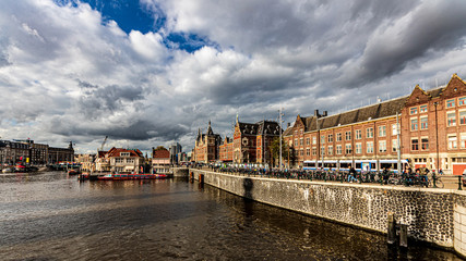 Obraz premium central station in amsterdam