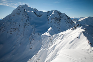 Fototapeta na wymiar Top view of winter Alps in Paradiski, france