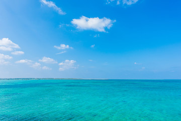 宮古島の海　Beautiful beach in Miyakojima Island, Okinawa.