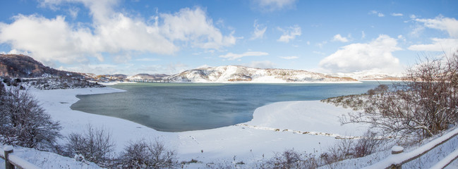 Lago di campotosto (Abruzzo)